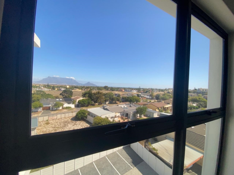 2 Bedroom Property for Sale in Table View Western Cape
